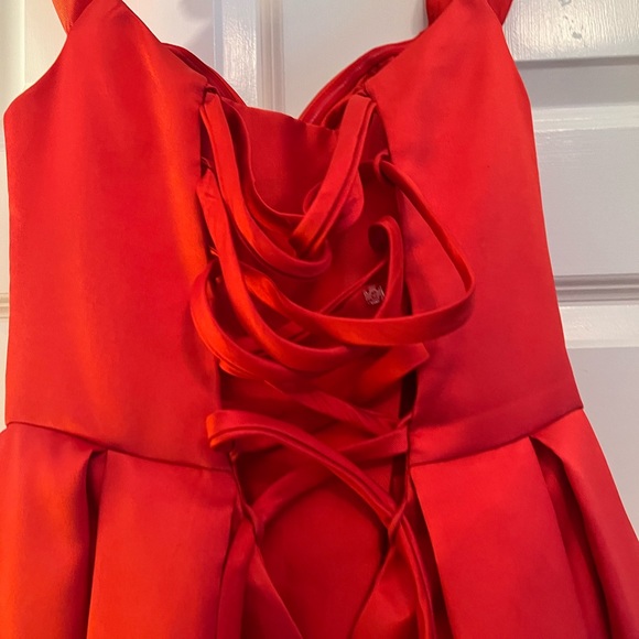 Allie B by Alexandra’s formal red gown - Picture 7 of 8